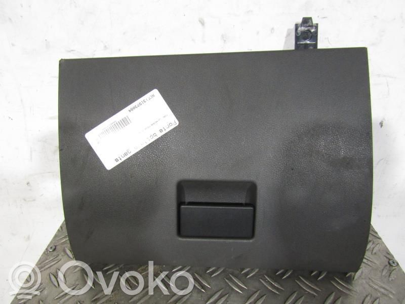 Ford C-MAX I Glove box set 