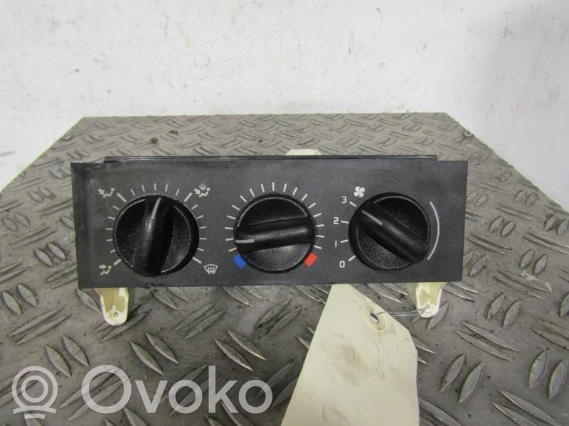 Renault Clio I Unitate control climatizare