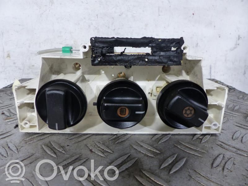 Climate control unit   7440083E20