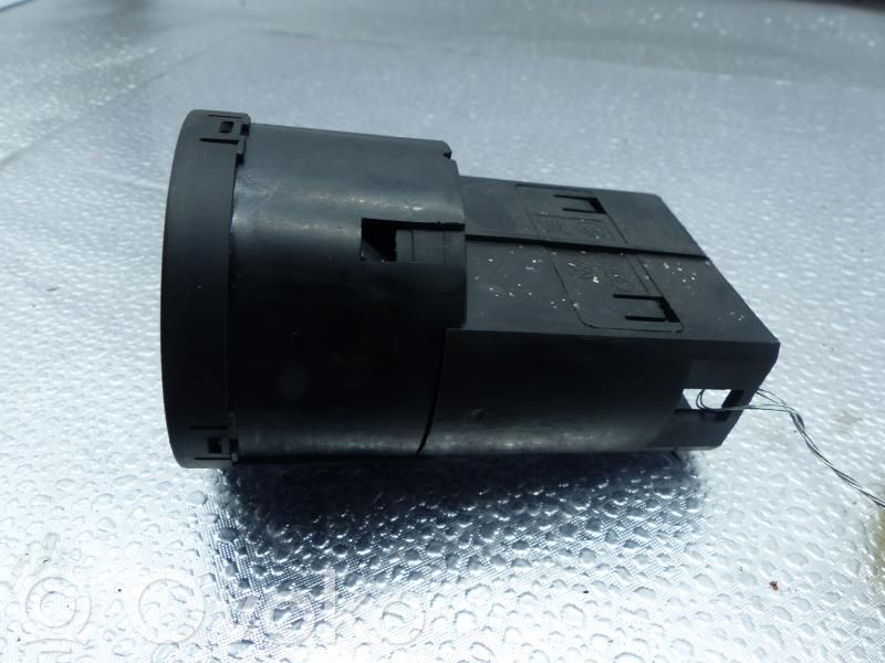 Commodo de clignotant   6R09413339B9