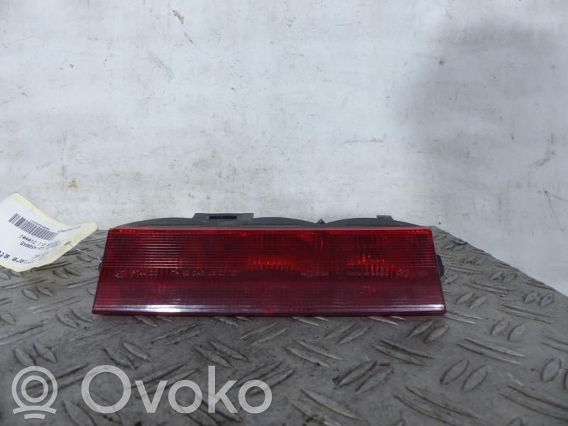 Chrysler PT Cruiser Third/center stoplight 