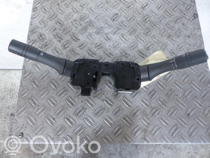 Renault Fluence Commodo, commande essuie-glace/phare 