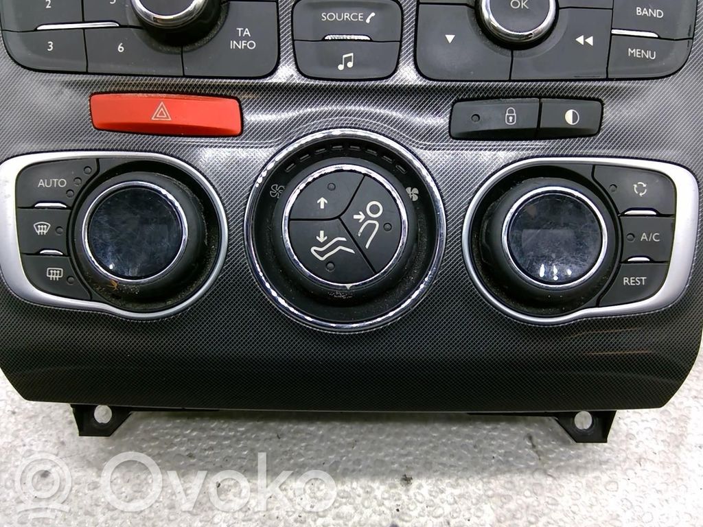 Climate control unit   00006452V9