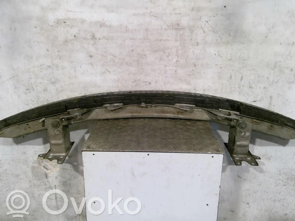 Priekšpusē bampera sija / balka   51117135522