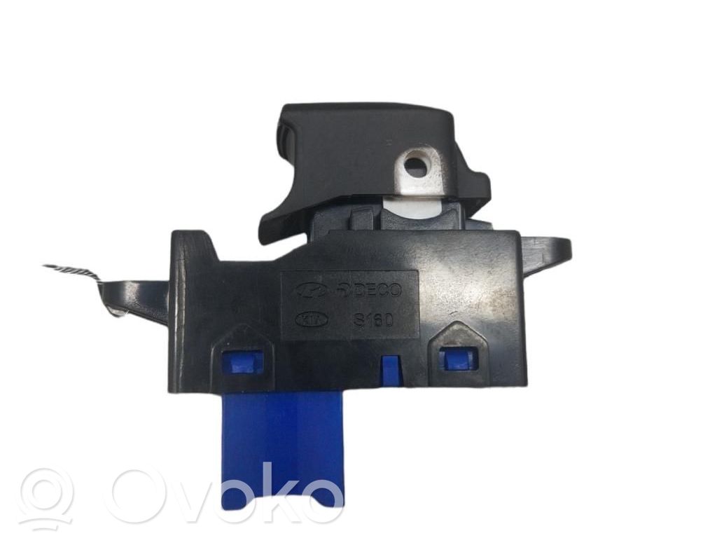 Electric window control switch   935801W010