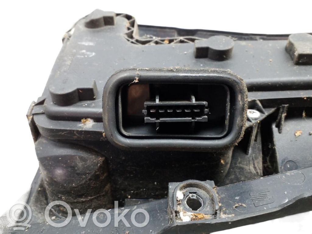 Lampa tylna   6X0945096E