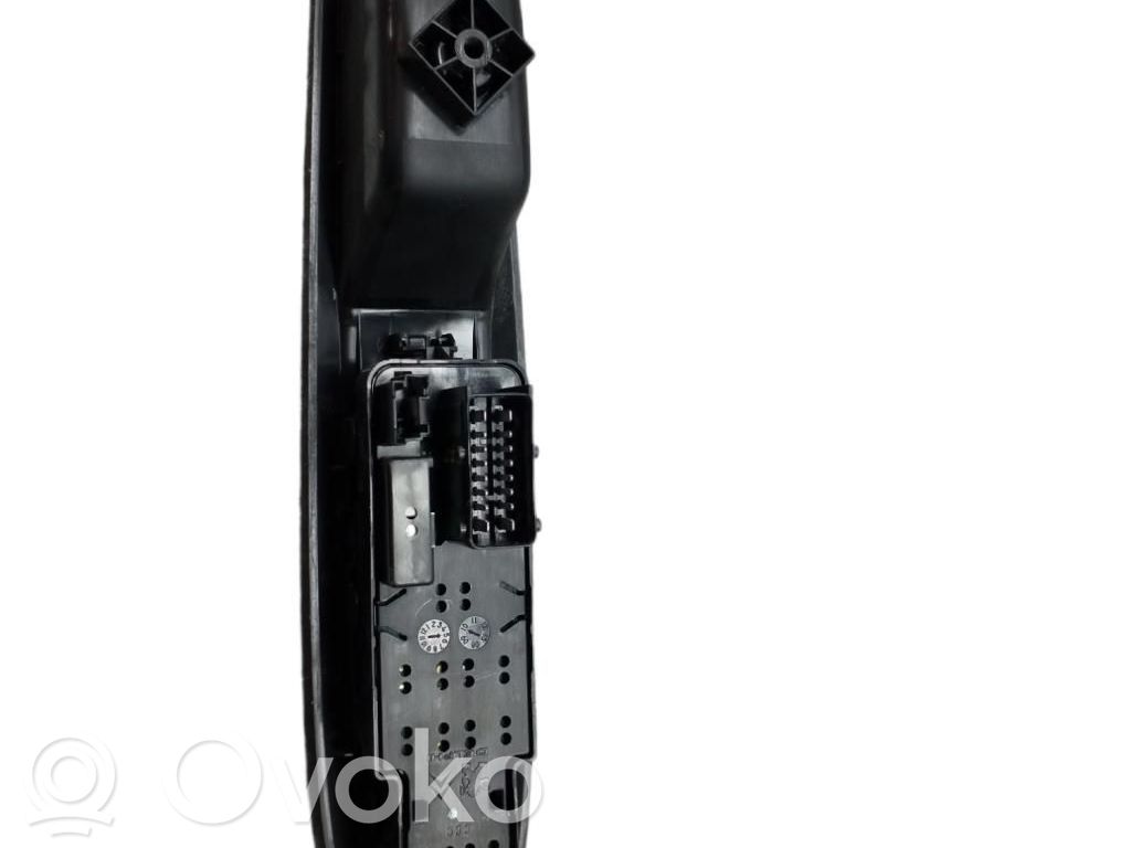 Interrupteur commade lève-vitre   98127152XT