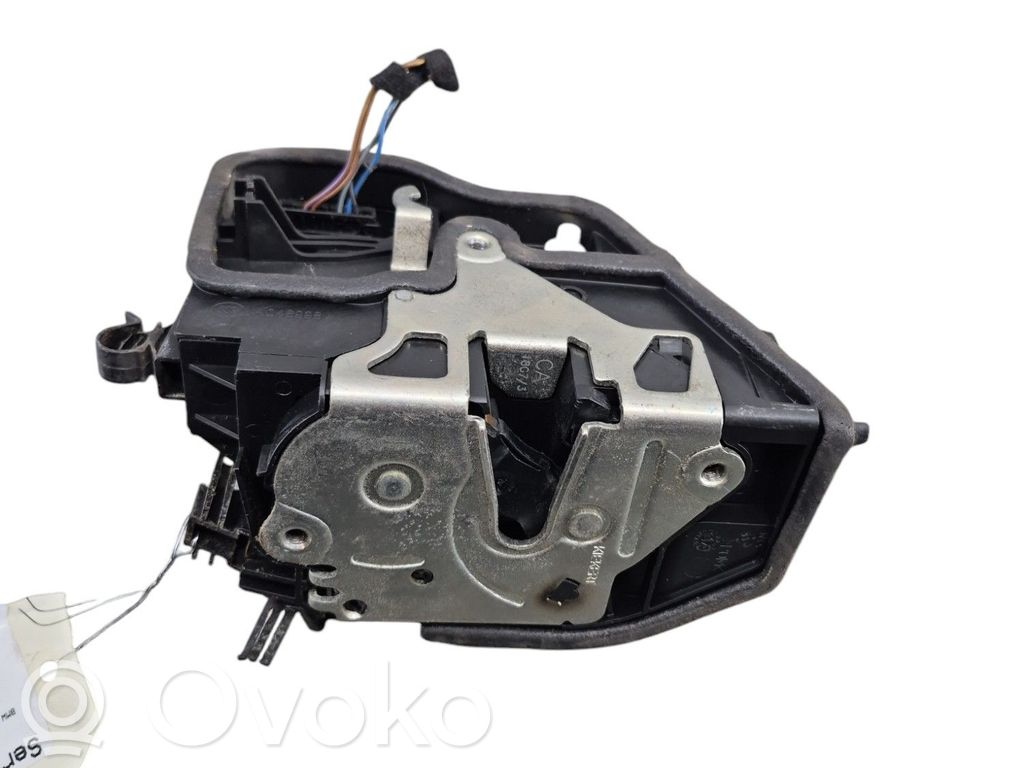 Etuoven lukko   51217202146