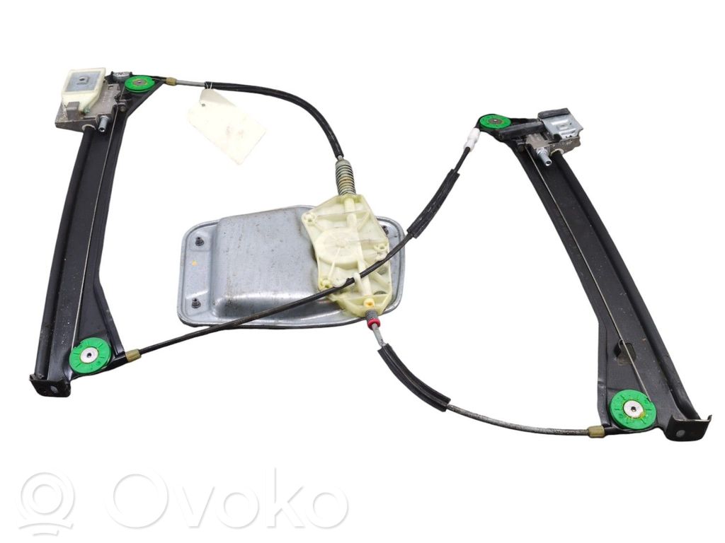 Volkswagen Scirocco Front door window regulator with motor 