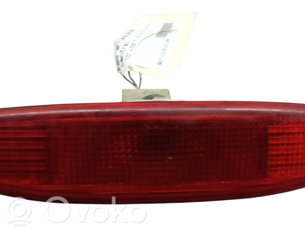Nissan Note (E11) Third/center stoplight 