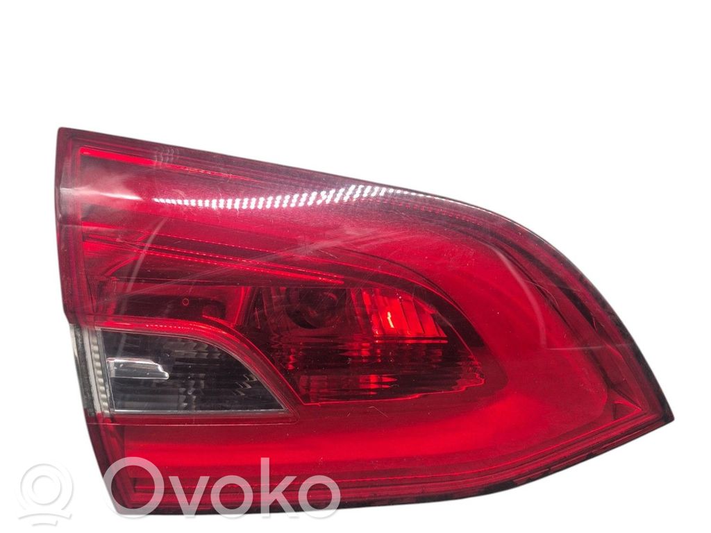 Peugeot 308 Lampă spate în capacul portbagajului 