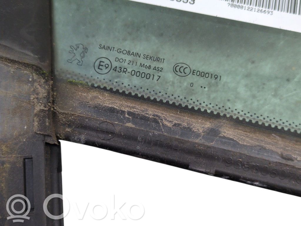 Durvis   9202N9