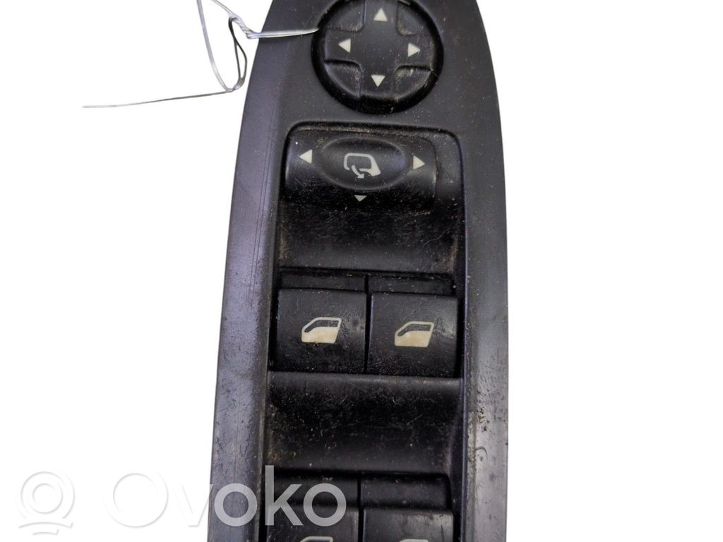 Citroen C4 II Electric window control switch 