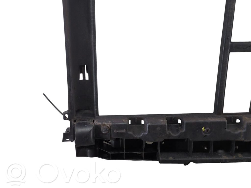 Citroen C2 Radiatoru paneļa augšējā daļa (televizors) 