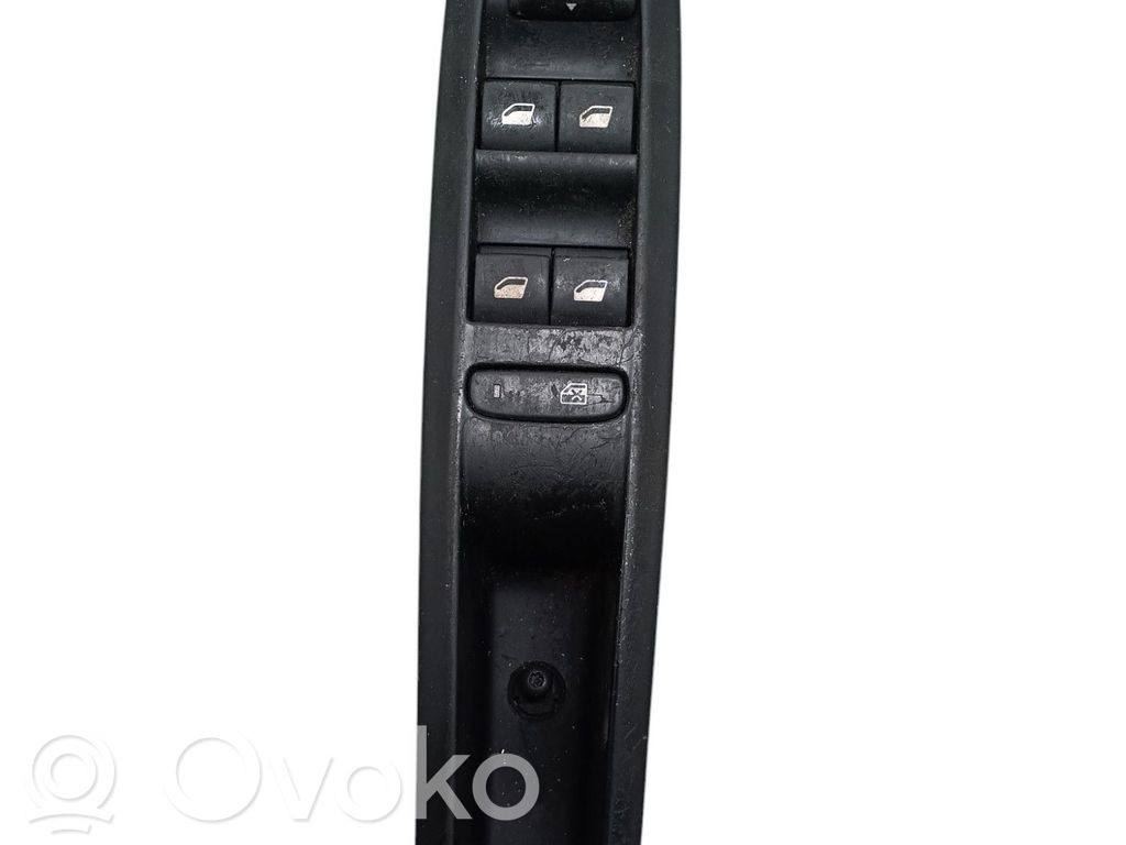 Electric window control switch   00006490JT