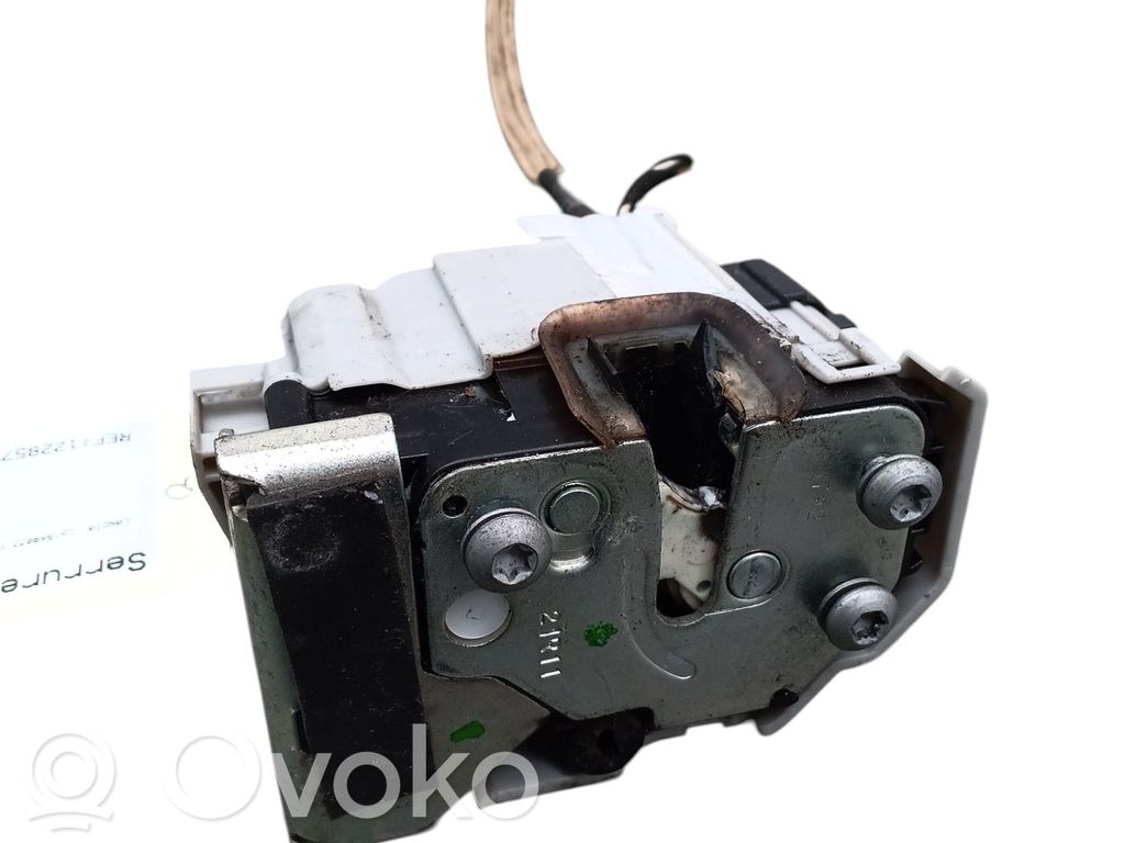 Lancia Ypsilon Front door lock 