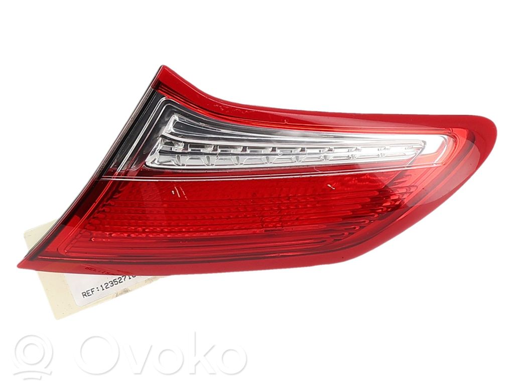 Tailgate rear/tail lights   00007453E4