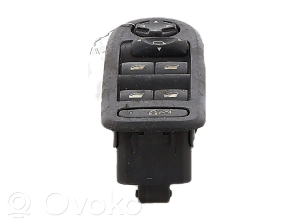 Electric window control switch   00006490AZ