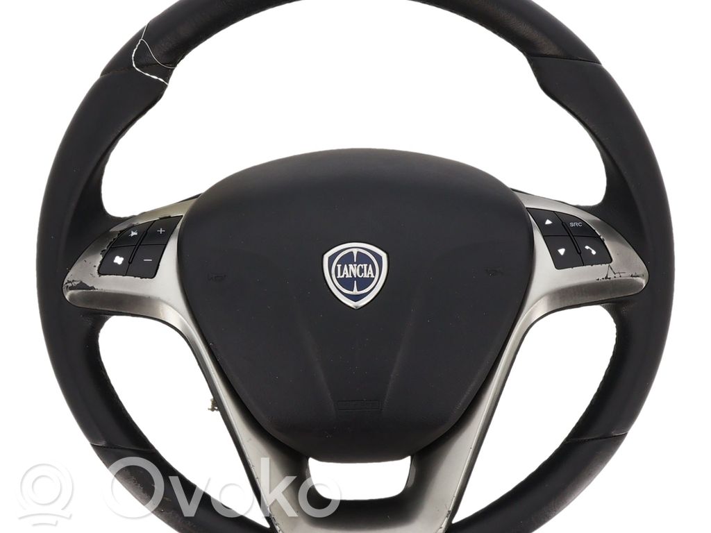 Lancia Ypsilon Ohjauspyörä 
