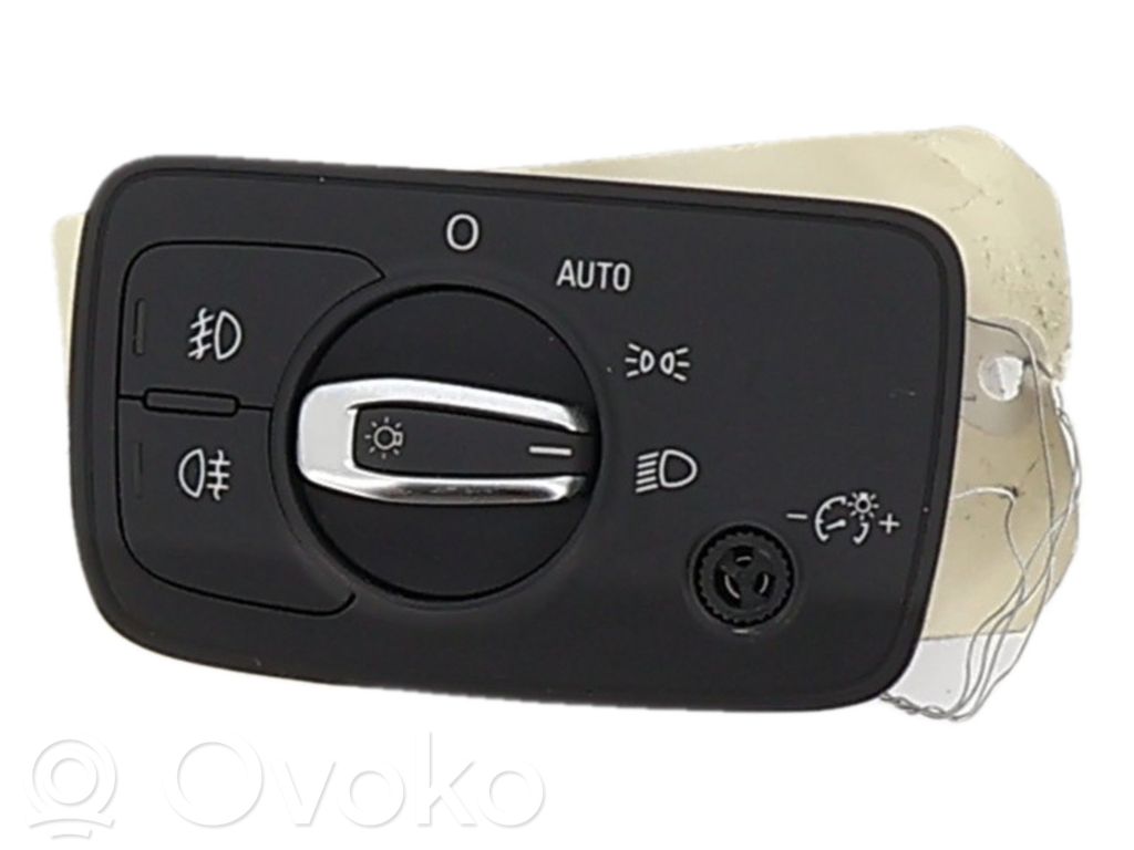 Light switch   8V0941531L