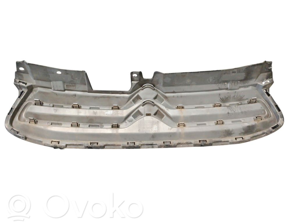 Front grill   1612227880