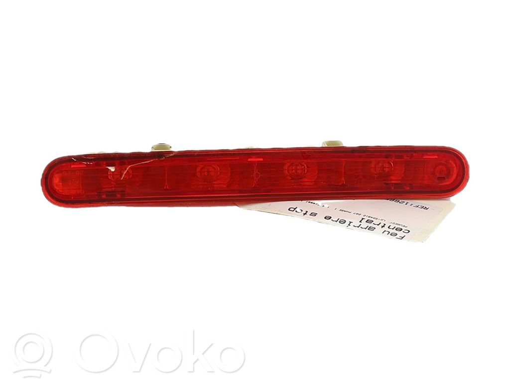 Kolmas/lisäjarruvalo   6350Y2