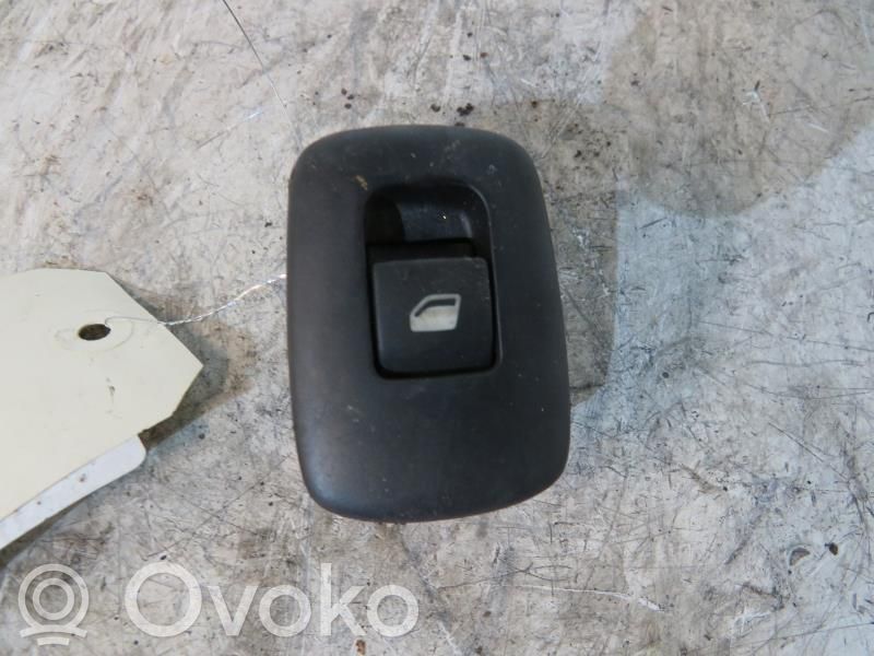 Peugeot 207 Electric window control switch 