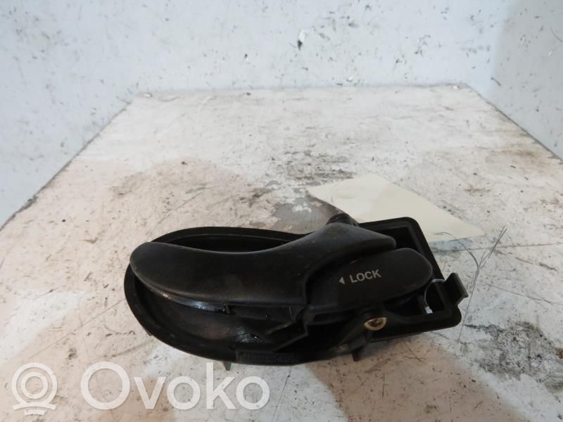 Ford Focus Manecilla interna puerta delantera 