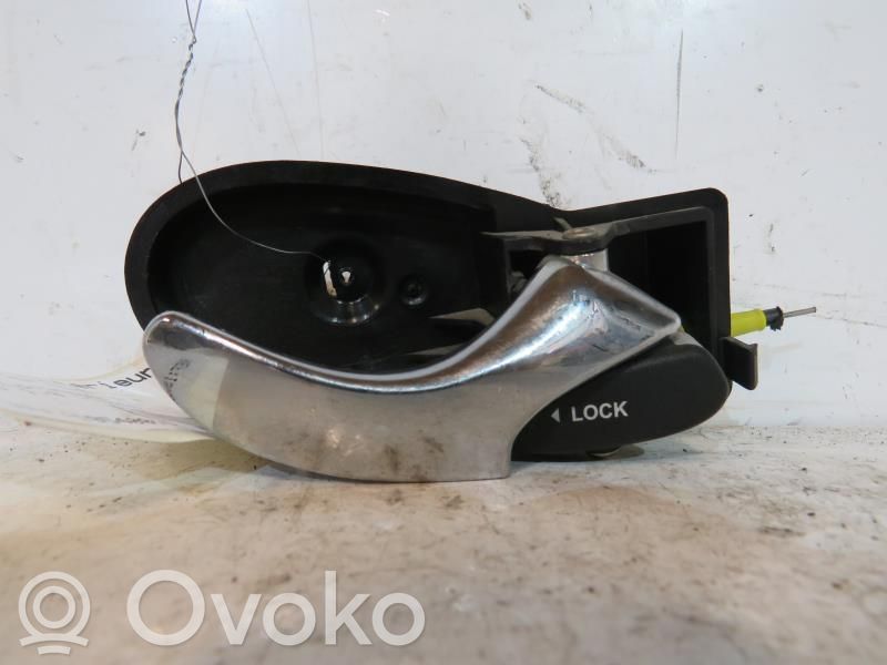 Ford Focus Manecilla interna puerta delantera 