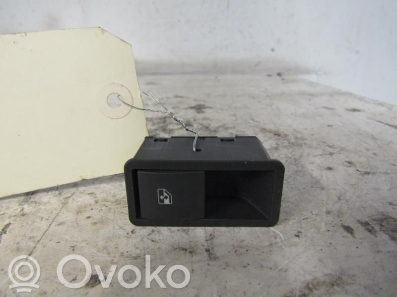 Opel Astra H Interruptor del elevalunas eléctrico 