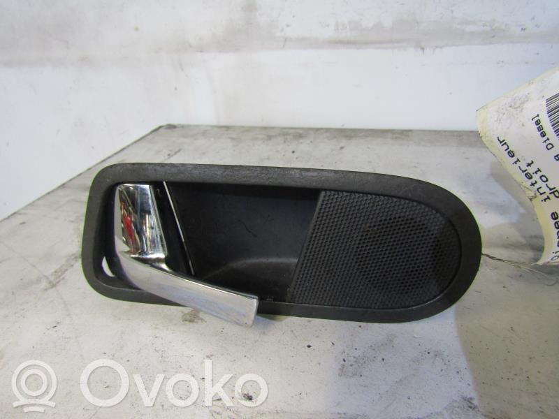 Manecilla interna puerta trasera   1125099