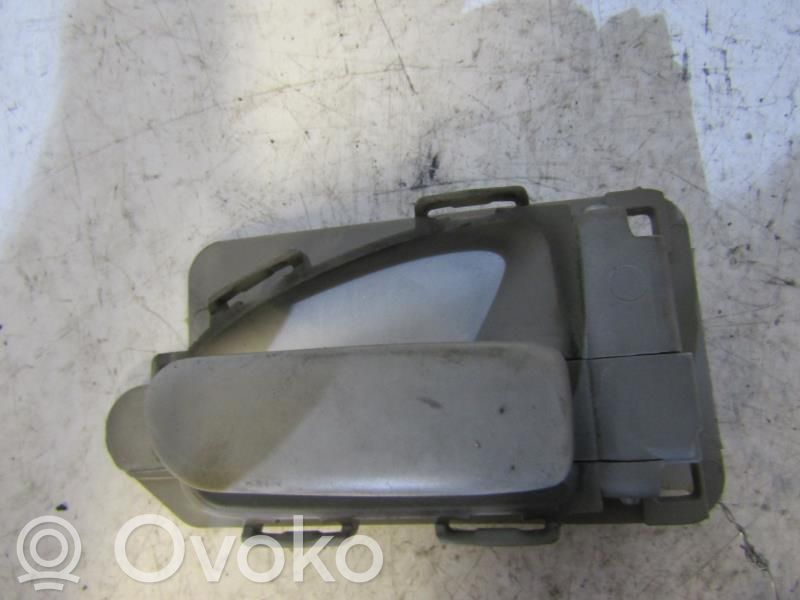 Manecilla interna puerta delantera   00009143H3