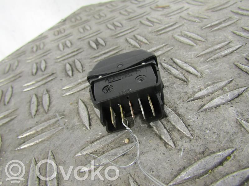 Comutator comandă geamuri electrice   6552TA