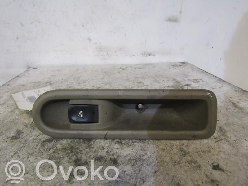 Renault Clio III Comutator comandă geamuri electrice 