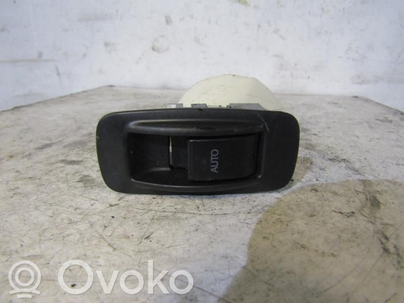 Electric window control switch   8481002041