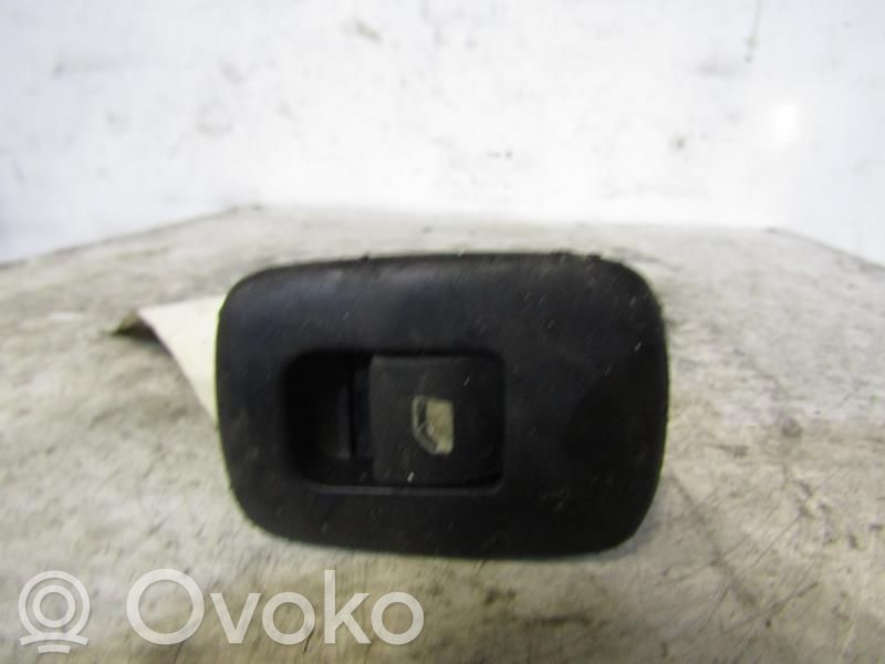 Peugeot 207 Electric window control switch 