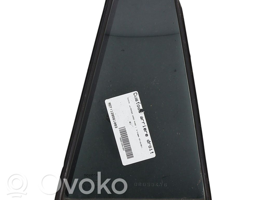 Ventanilla de ventilación de la puerta trasera   681230F020