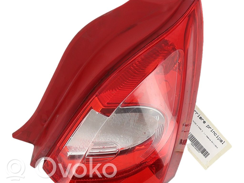 Luz trasera/de freno   8201523617