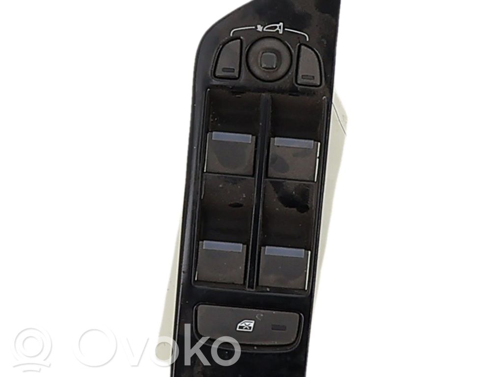 Interruptor del elevalunas eléctrico   LR025908