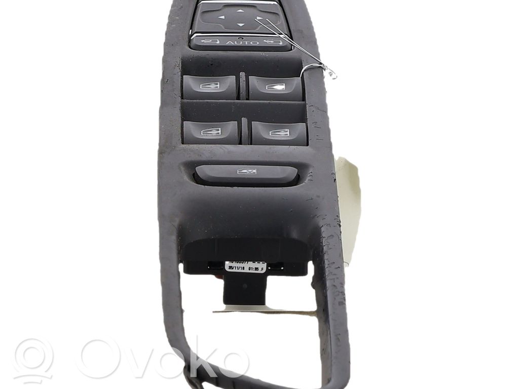 Renault Clio IV Schalter el. Fensterheber