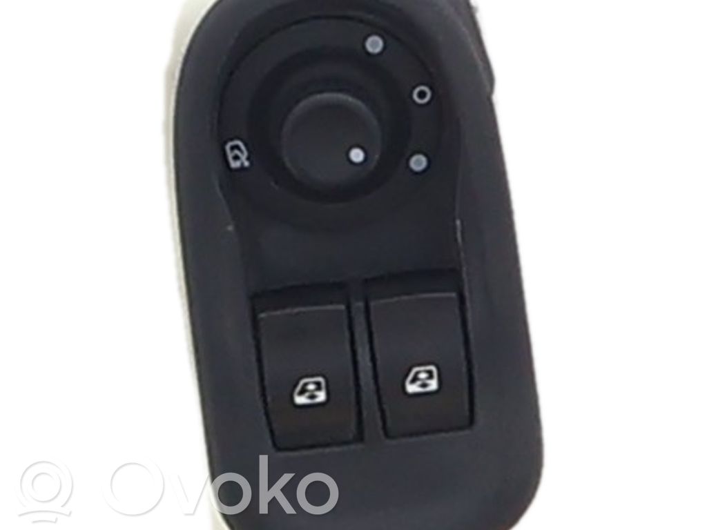 Renault Kangoo II Interruptor del elevalunas eléctrico