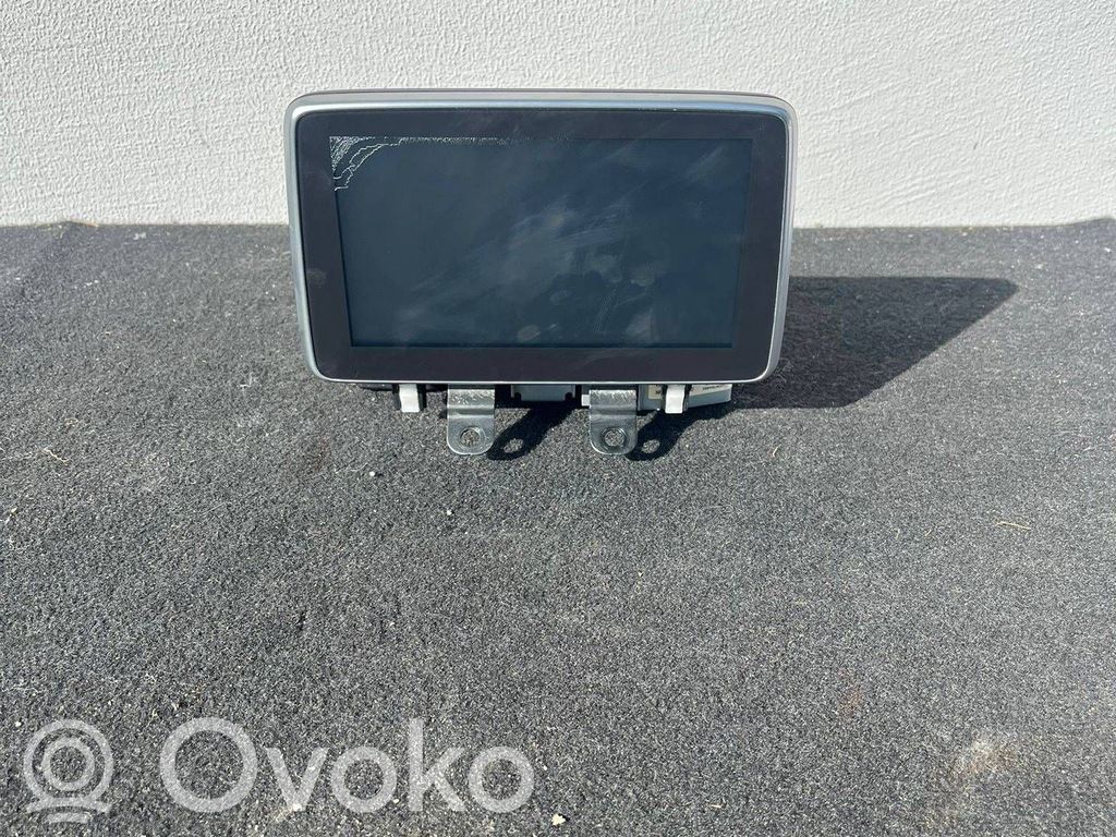 Radio / CD-Player / DVD-Player / Navigation