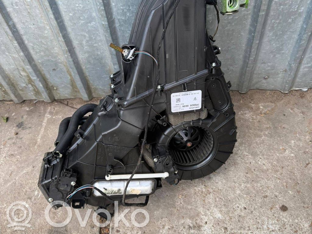 Pečiuko radiatorius   7P0820003A,52428823,DB000624
