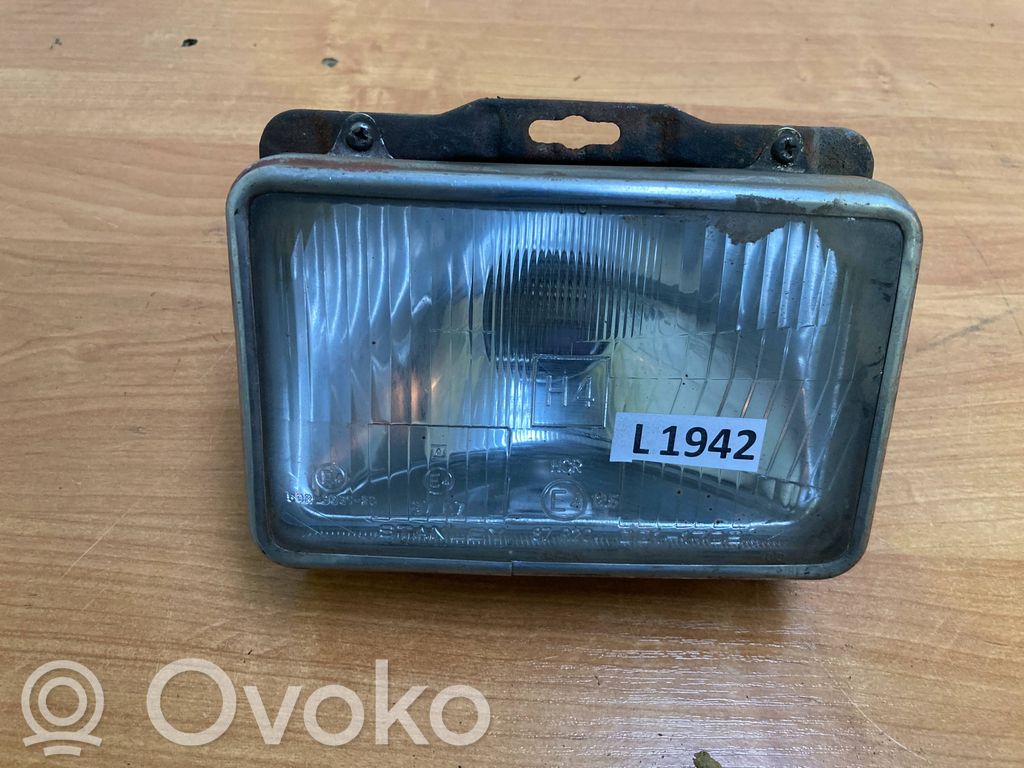 Mazda 323 Phare frontale 