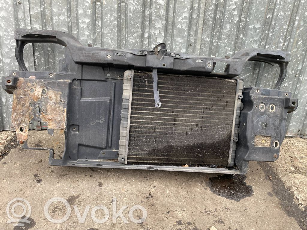 Seat Arosa Jäähdyttimen kehyksen suojapaneeli 