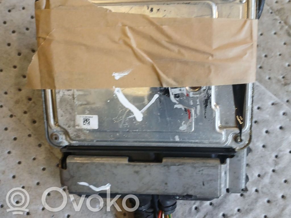 Volkswagen PASSAT CC Engine control unit/module ECU 