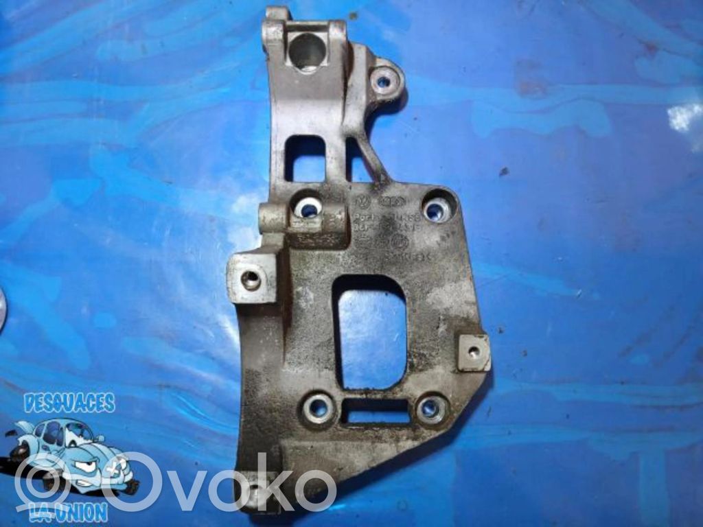Seat Leon (1P) Generator/alternator bracket 
