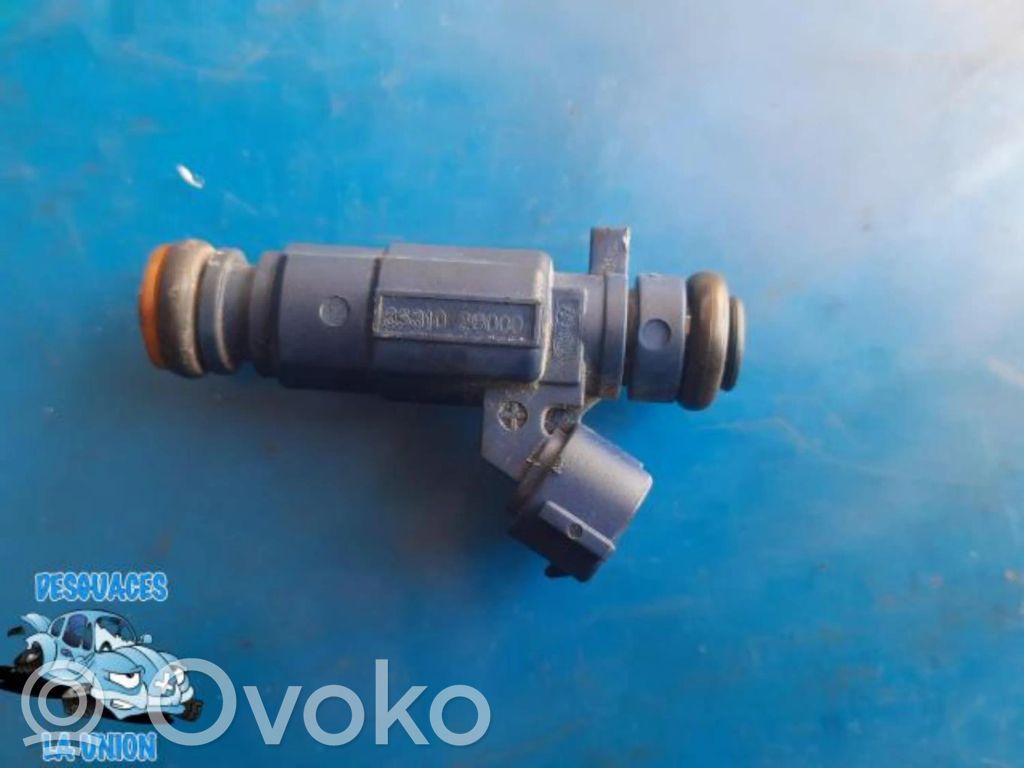 Inyector de combustible   353102B000