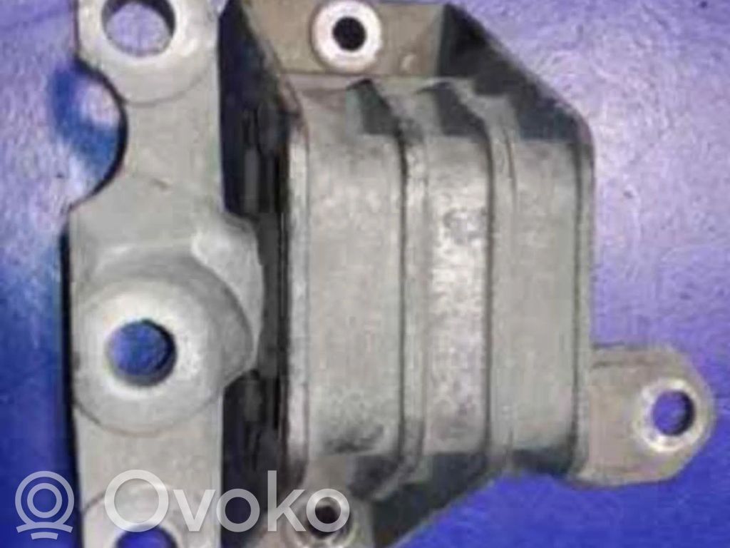 Engine mounting bracket   9156944,9156944