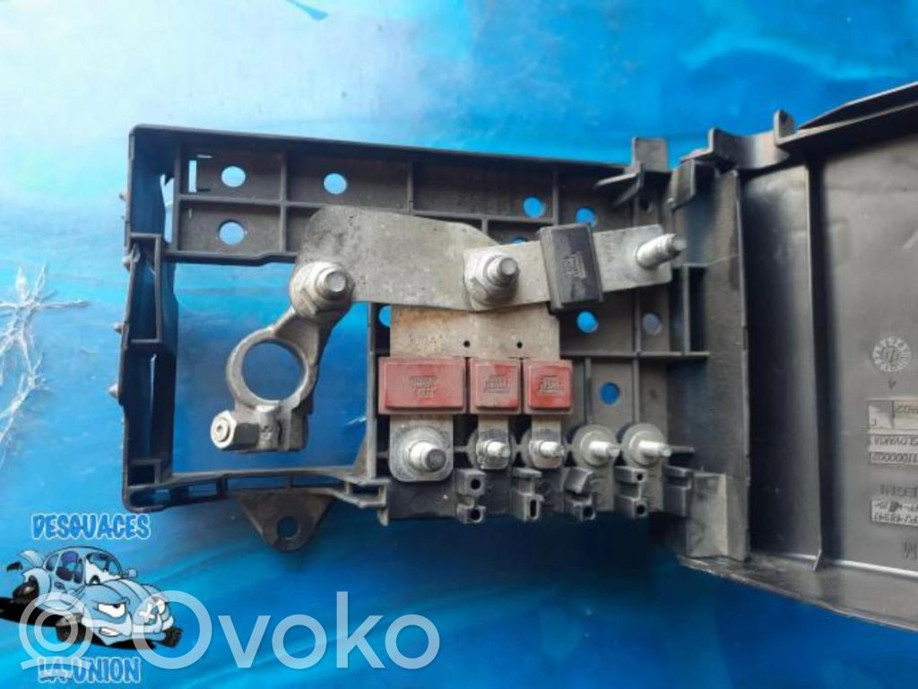 Opel Astra J Módulo de fusible 